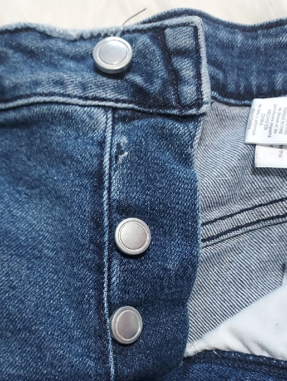 Good American Bombshell  Dark Blue Frayed Hem Stretch Denim Shorts Sz-18_5